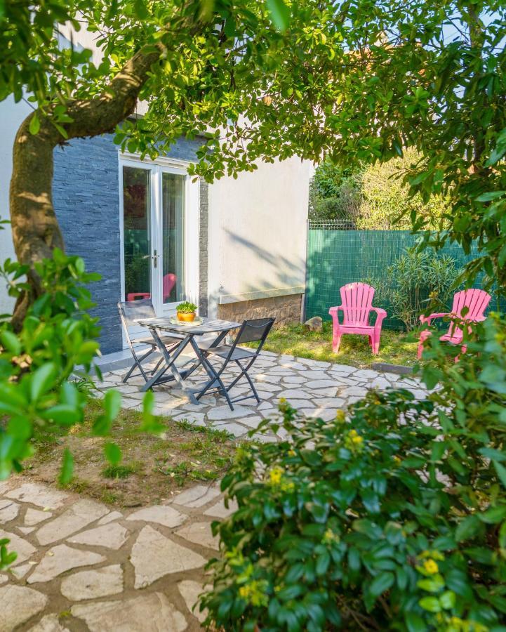 Fréjus Studio Au Calme Tout Confort Proche Des Plages - Jardin Wifi Parking מראה חיצוני תמונה