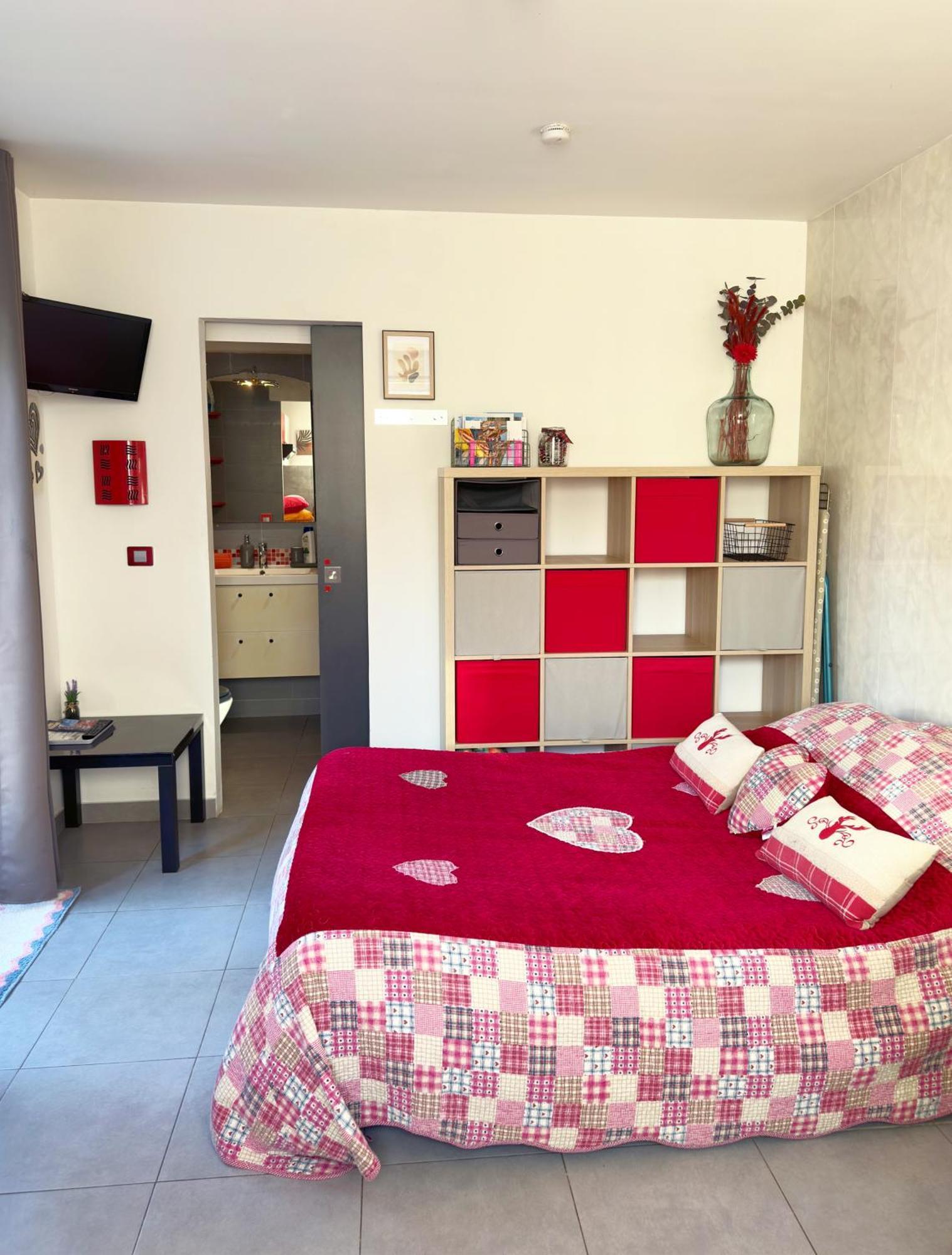 Fréjus Studio Au Calme Tout Confort Proche Des Plages - Jardin Wifi Parking מראה חיצוני תמונה